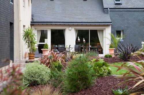 Hotel Le Branhoc - Brit Hotel Auray - image 11