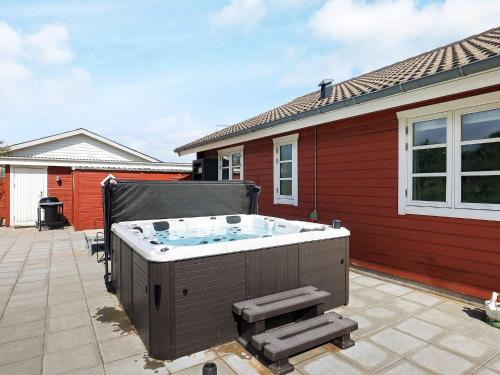 10 person holiday home in Skagen