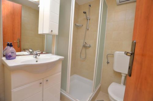 Apartment Stari Grad - image 8