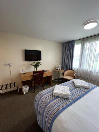 Hermitage Park Hotel - image 6