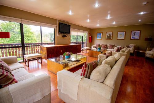 gedeelde lounge/tv-ruimte, Hotel Nevados de Chillan in Termas De Chillan