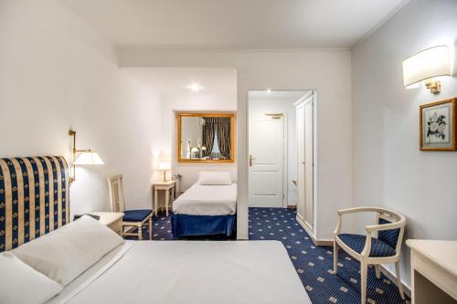Hotel Napoleon - image 10