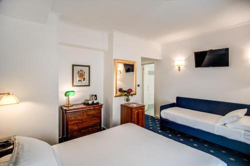 Hotel Napoleon, Řím (fotografie 7)