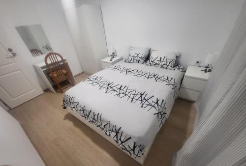 Habitaciones en bonito Apartamento en Badalona