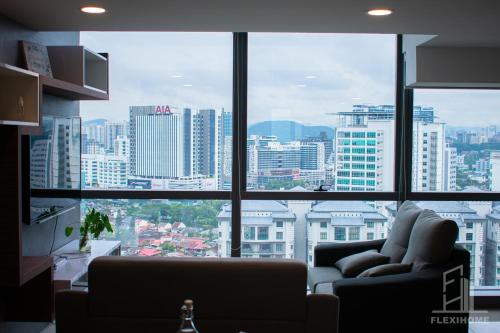 View, NETFLIX-Pinnacle PJ, Fantastic City View, 1-6 Guests Designed Duplex Home by Flexihome-MY near Taman Paramount LRT Station