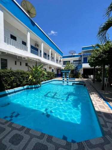. Regine's Hotel