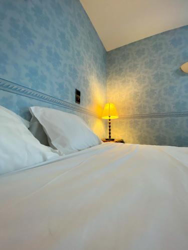 Hostellerie Du Chateau Room Type - Quadruple Room with Bath
