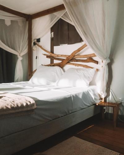 Double Room with Spa Bath image 10