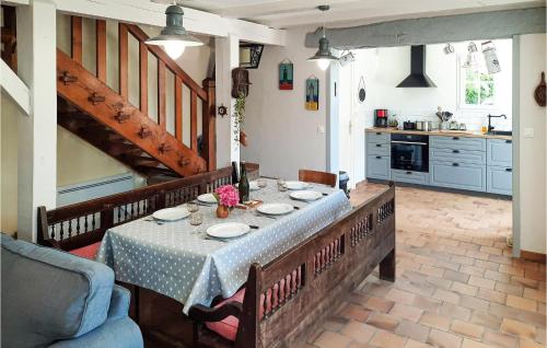 Gorgeous Home In Moelan Sur Mer With Wifi