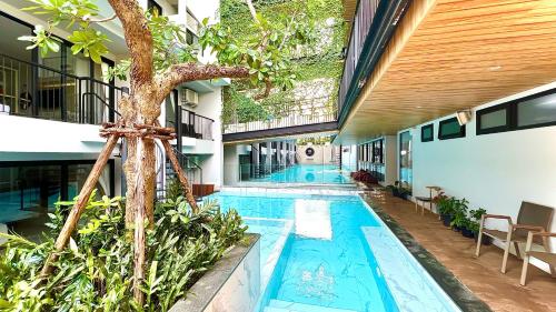 Tour De Phuket Hotel - SHA Plus