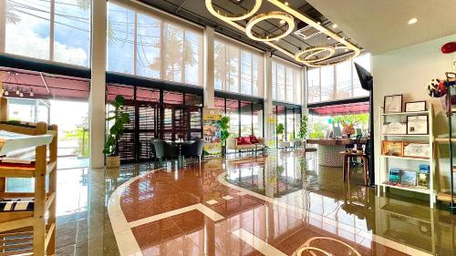 普吉島環島酒店 Tour De Phuket Hotel