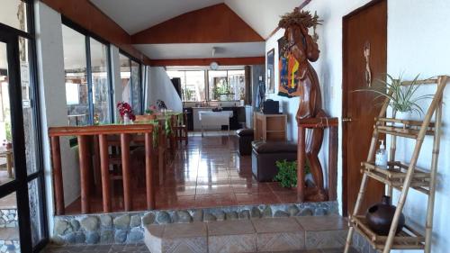 Cocina, Cabanas & Hostal Tojika in Isla de Pascua