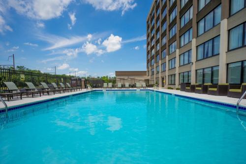 Holiday Inn Express & Suites Ft. Washington - Philadelphia