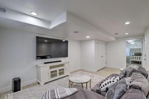 Lovely Vineyard Getaway Less Than 1 Mi to Utah Lake! Lovely Vineyard Getaway Less Than 1 Mi to Utah Lake!