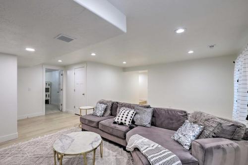 Lovely Vineyard Getaway Less Than 1 Mi to Utah Lake! Lovely Vineyard Getaway Less Than 1 Mi to Utah Lake!