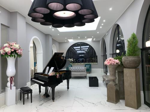 Versace Luxury Room