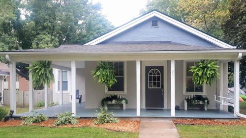 . Cozy cottage near downtown Prescott