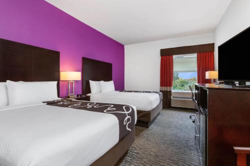 La Quinta Inn & Suites by Wyndham Tampa Bay Area-Tampa South in West Tampa