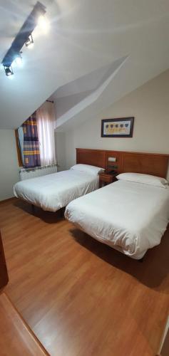 Hotel Gomar Room Type - Twin Room