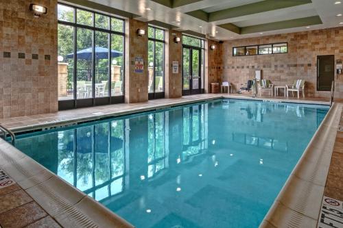 Úszómedence, Holiday Inn Rocky Mount I-95 @ US 64 By IHG in Rocky Mount (Észak-Karolina)