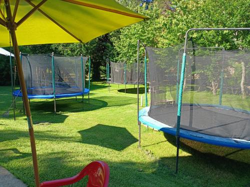 娛樂設施, Camping y cabañas Los Parrones (Camping y cabanas Los Parrones) in 拉斯阿尼馬斯