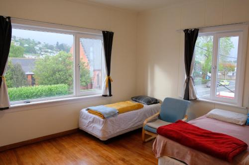 3 spacious bedrooms in South Dunedin