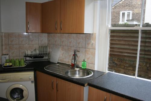 Kensington and Chelsea grand apartment - image 6