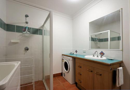 Villa 16, Bargara (photo 5)