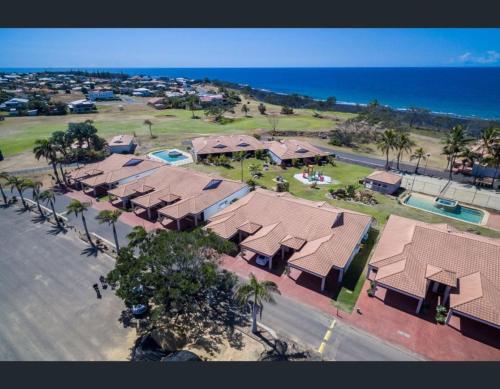 Villa 16, Bargara (photo 9)