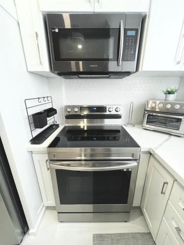 ห้องครัว, SHAK Condos- Luxury, Functionality and Comfort in เพียร์โก