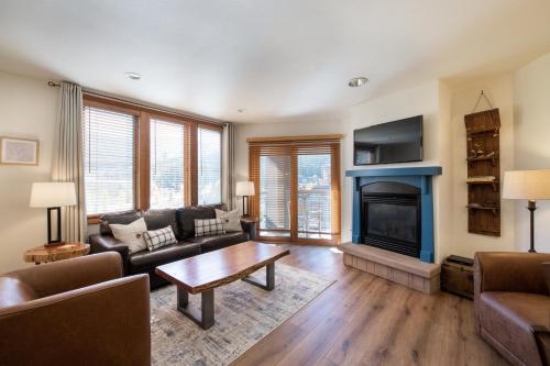 Zephyr Mountain Lodge Premium-Rated 2416 in Winter Park, USA