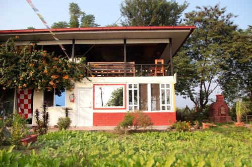 Exterior view, The Glasshouse Hotel in Kawasoti