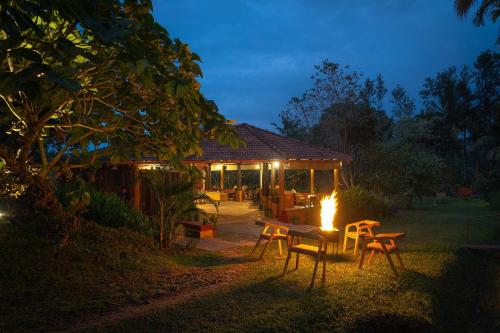 Firefly By The River with Breakfast - Coorg, Kushalnagar