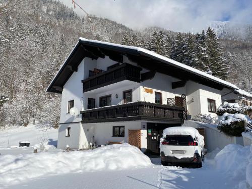 Haus Salzkristall - Accommodation - Obertraun/Dachstein