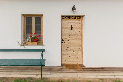 Viesnīcas āriene, Hiša na soncu / Sun house (Hisa na soncu / Sun house) in Krnica
