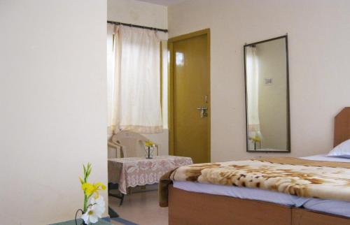 Room in Lodge - Janardan Resort Pangot, Nainital