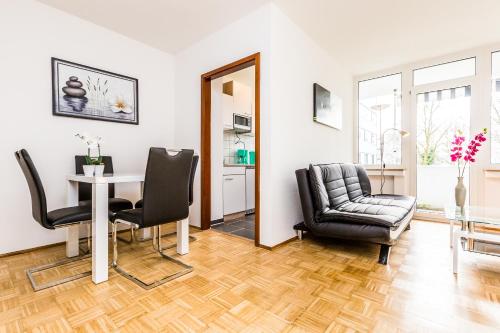 Work & Stay Apartment Monheim - Tap to explore photos
