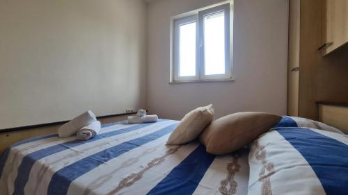 Apartment with Sea View image 1