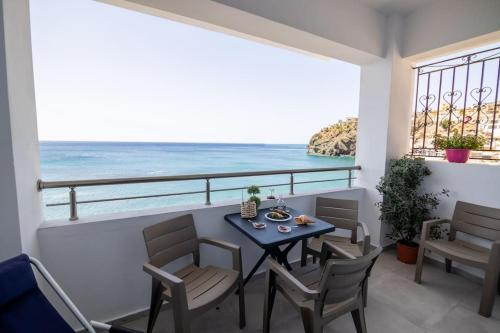 Ioannis Rooms Δωματια με θεα στη θαλασσα in Asterousia