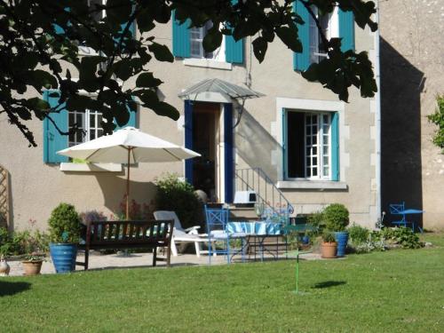 La maison bleue - Chambre d'hôtes - Arquian