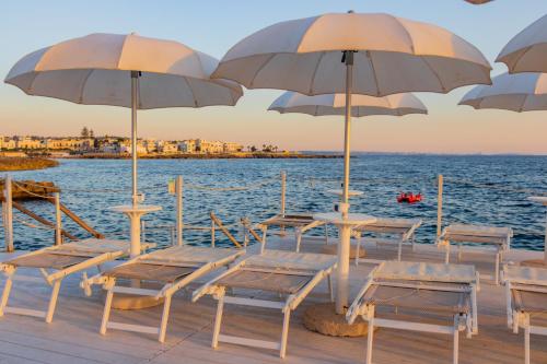 Beach, Grand Hotel Riviera - CDSHotels in Santa Maria Al Bagno