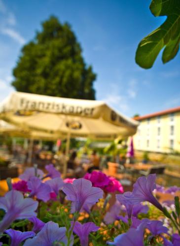 Hotel Weserschlösschen in Nienburg, Deutschland