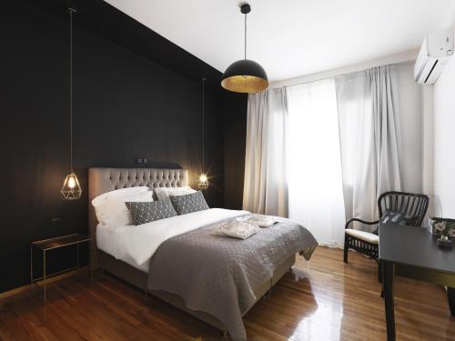 Athenian Apartment in the center with Jacuzzi, Atény