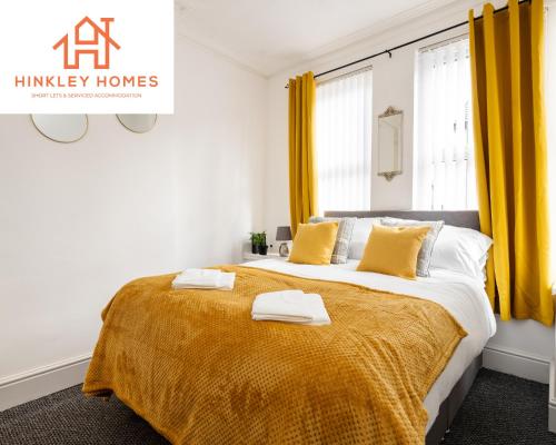 Comfy 4bed Home - Free Parking, Wifi - Long Stays Welcome By Hinkley Homes Short Lets & Serviced Accommodation