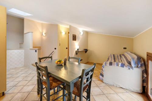 Superior One-Bedroom Apartment