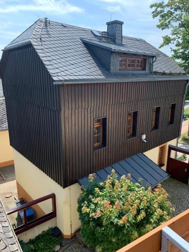 Ferienhaus "Kleines Domizil" Altenberg - direkt im Zentrum von Altenberg gegenüber vom Skilift - Biela
