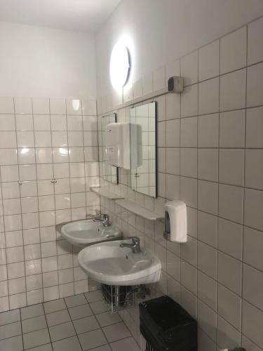 Die Fabrik - baxpax Hotel - main image