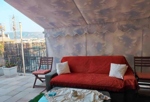 Spacious private rooftop studio, mountain and sea view