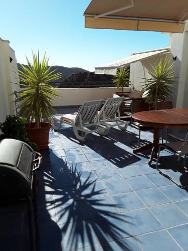  Casas Nuestras II Andalucia La Envia Golf piscinas de verano y climatizada en invierno, fitness center wifi y parking disponible con reserva in Vícar