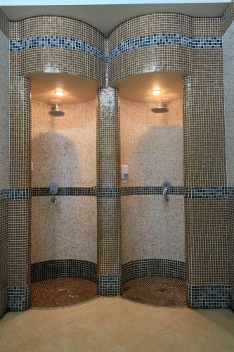 Saint George Palace Aparthotel - image 4